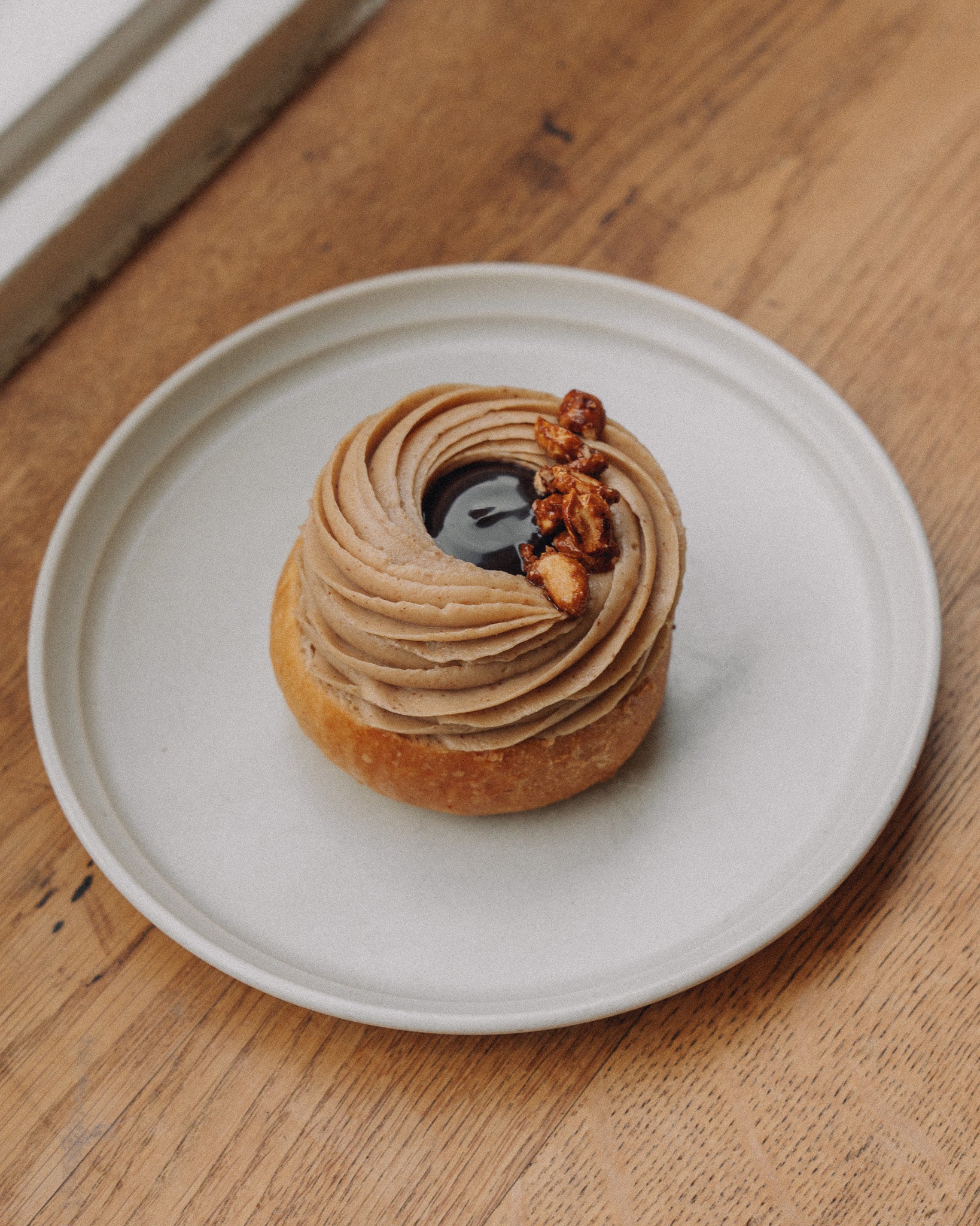 Brioche Bun Peanut & Chocolate